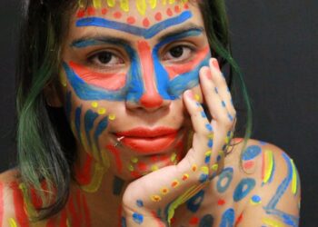 Liberan a Frany Arteaga artista plástica