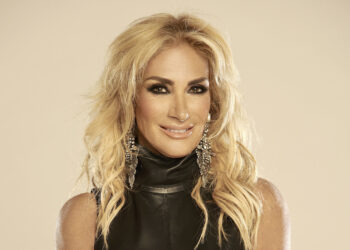 Adela Micha se queja porque patrocinador le paga “una madre”