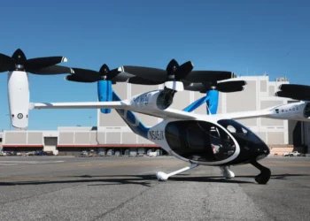 El “taxi volador” de Joby Aviation completó su primer vuelo
