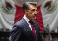 Sergio Mayer renuncia a Morena
