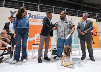 Jalisco entrega apoyos a personas cuidadoras del programa «Yo jalisco»