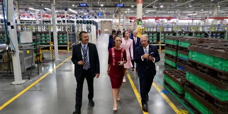 Anuncia General Motors inversión por mil mdd para producir 80 mil autos anuales