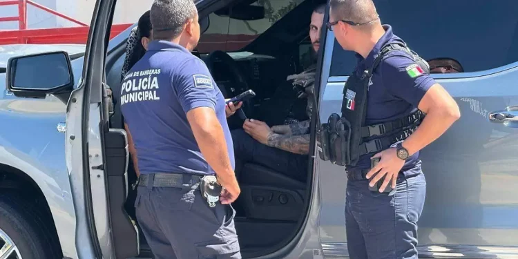 Muere motociclista tras ser arrollado por escoltas de alcaldesa de El Salto en Nayarit