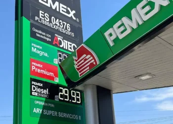 Diésel a 27 pesos: negociar también es gobernar