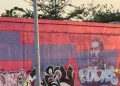 Dañan mural mundialista; hay tres detenidos