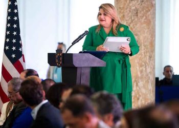 EU planea un ataque contra Cuba: Jenniffer González