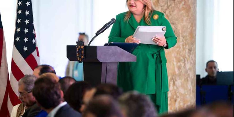 EU planea un ataque contra Cuba: Jenniffer González