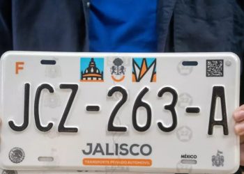 Cambio de placas en Jalisco: recaudadoras abrirán este sábado para atender rezagados