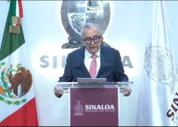 Rubén Rocha Moya pide licencia temporal como gobernador de Sinaloa