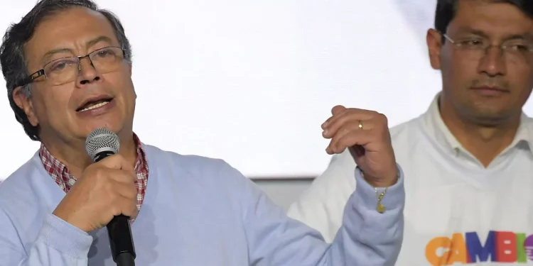 Gustavo Petro afirma tener pruebas de posible fraude en elecciones colombianas
