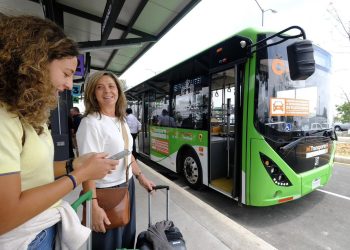 Inauguran patio para vehículos de plataforma en el Aeropuerto de GDL