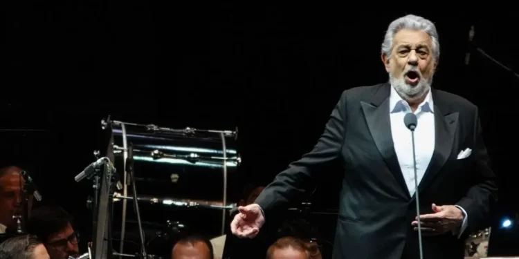 Plácido Domingo regresó a Guadalajara, la ciudad donde inició su historia escénica en 1958