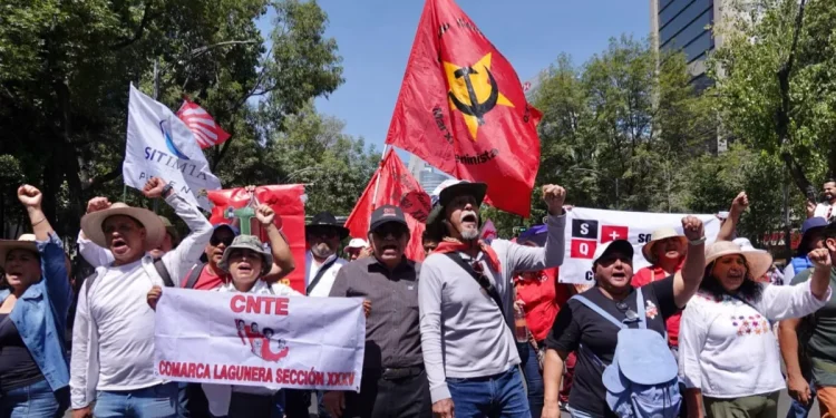 Lucha de CNTE seguirá hasta abrogar Ley del Issste