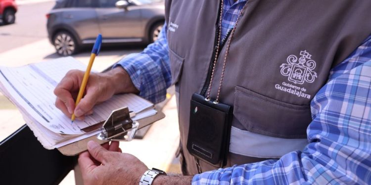 Entra Alerta Limpia a Santa Tere: sancionan a 32 negocios