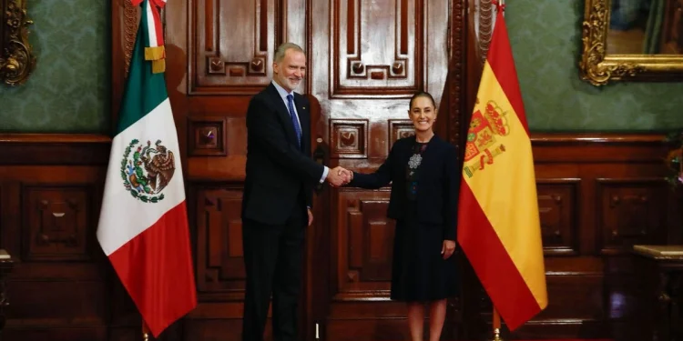 Recibe Sheinbaum al Rey de España