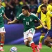 México vence 2-0 a Ecuador y avanza a octavos